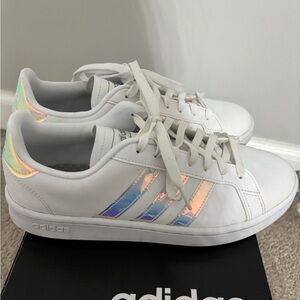 Adidas Grand Court Iridescent Tennis Basketball Shoes 8.5